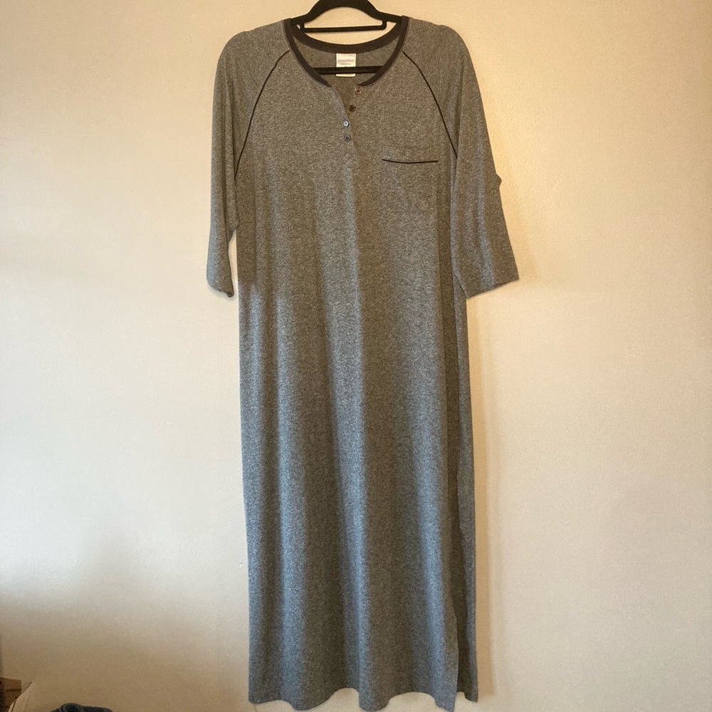 Cabernet Grey M Nightgown Loungewear Comfort. Very good condition, no defects